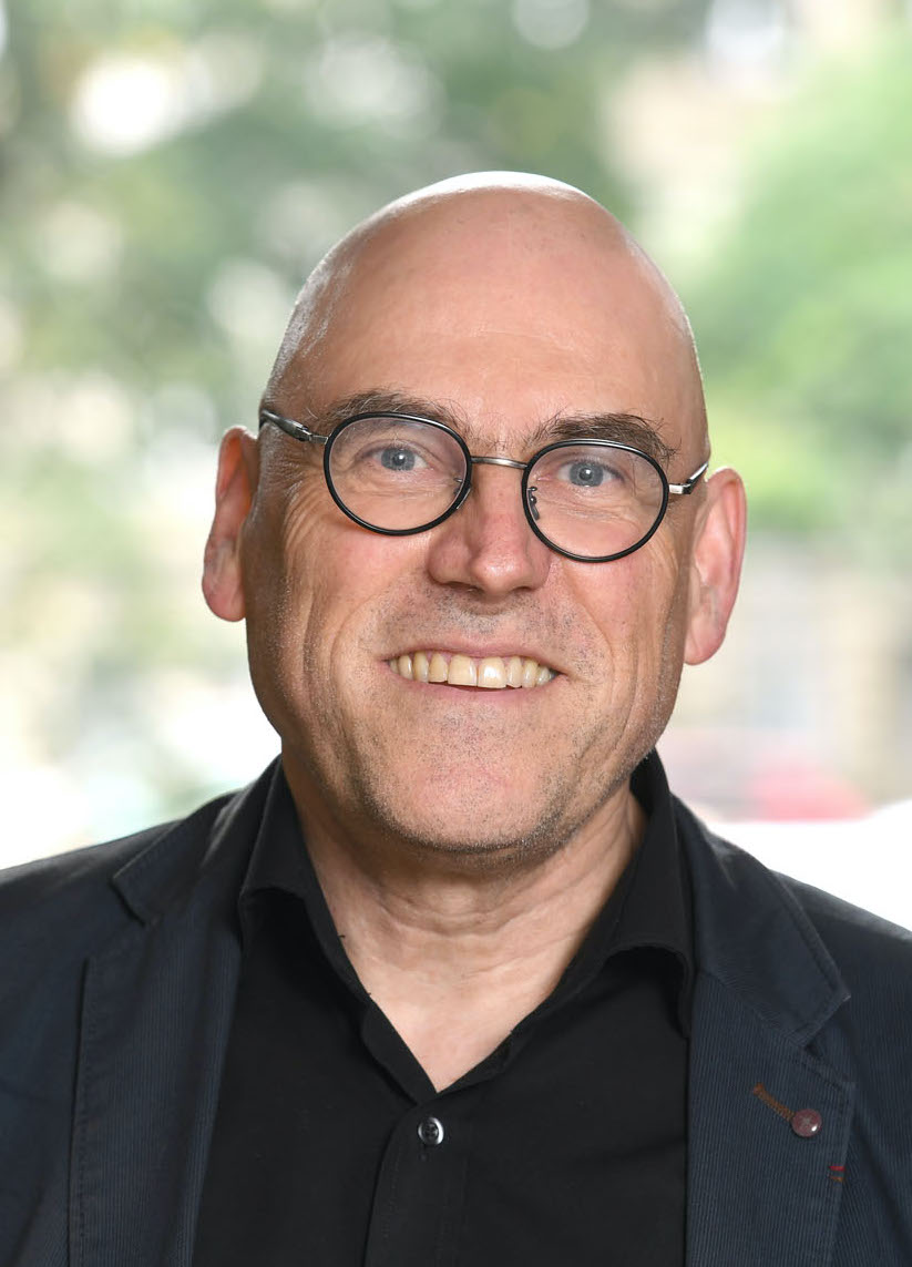 Porträt von Wolfgang Schroeder